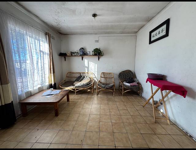 5 BEDROOM HOUSE FOR SALE IN FOREST GLADE